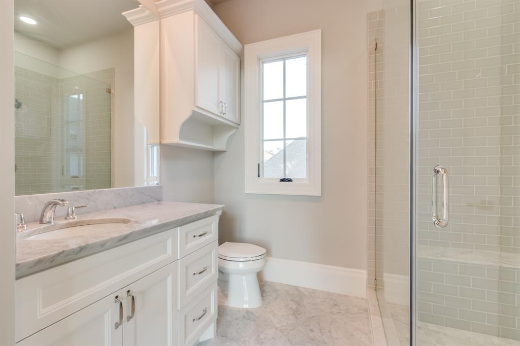 Remodel Your Bathroom Wall - The Dedicated House