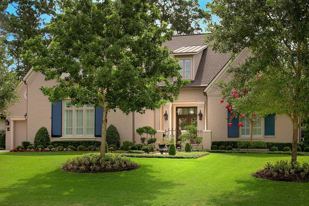 View of Low-Maintenance Landscaping Ideas for a Hassle-Free Yard - The ...